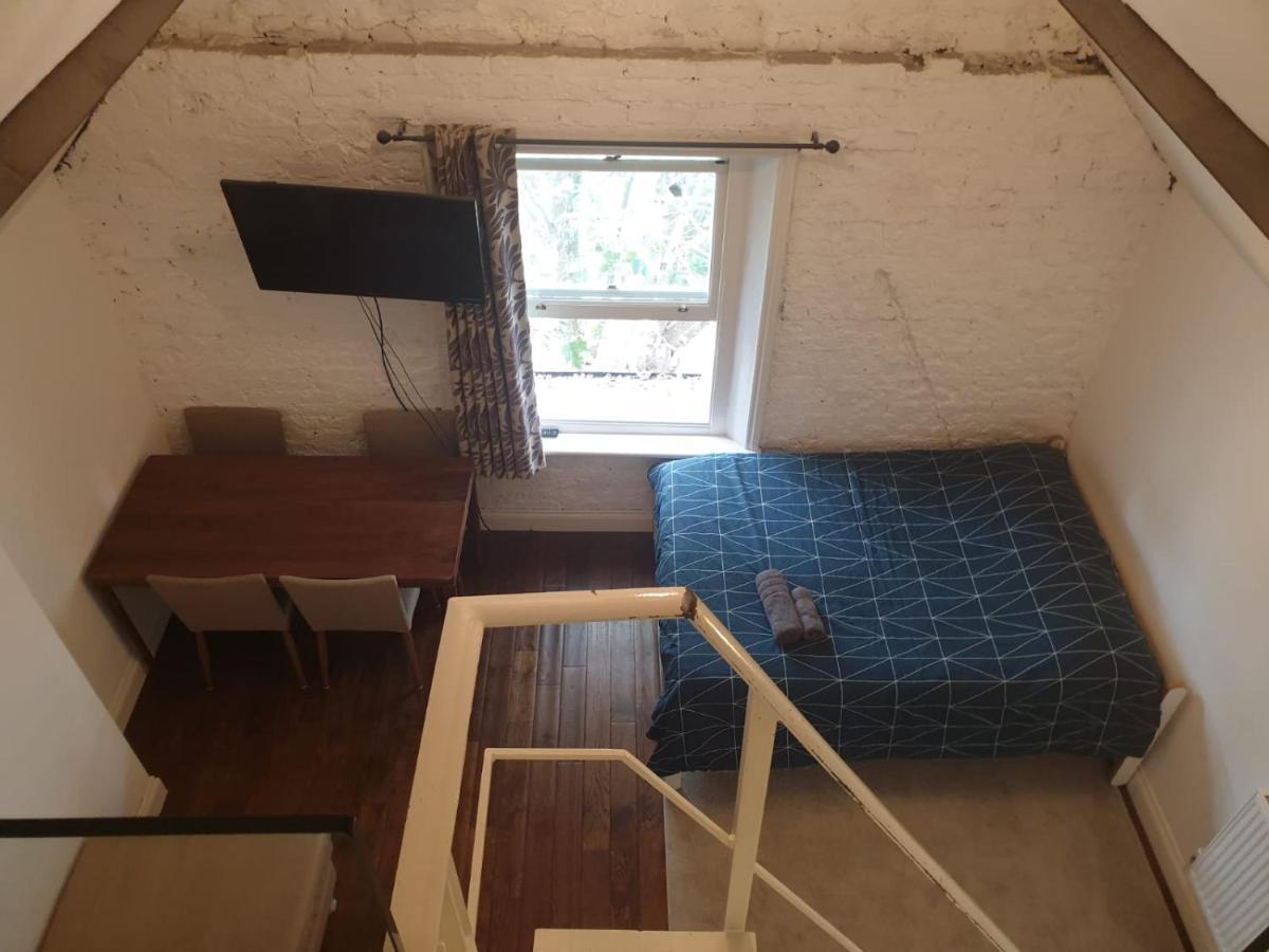 Mezzanine Studio Apartment Лондон Екстер'єр фото